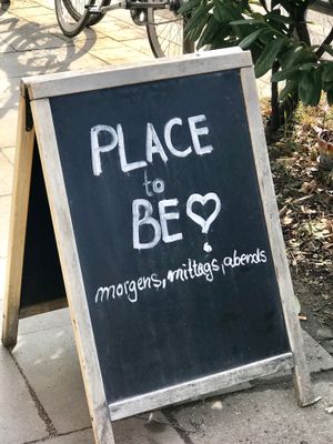 :-) at Golden Temple Teehaus in Hamburg