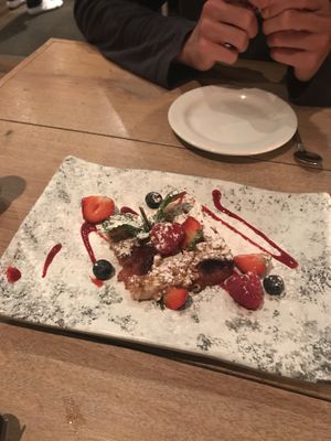 Clafoutis met pruimen  at Niej-Jork in Venlo