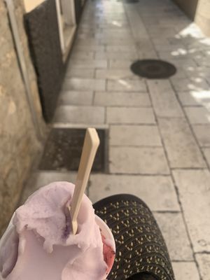 Lemon Lavender   at Gelateria Emiliana in Split