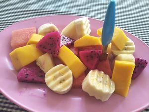 Free fruit at Two Sisters in Pai