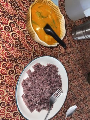   at Two Sisters in Pai