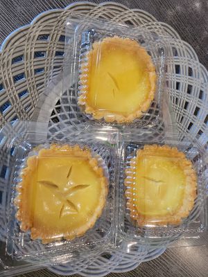 Egg tart at Limix Garden Kitchen in Jakarta