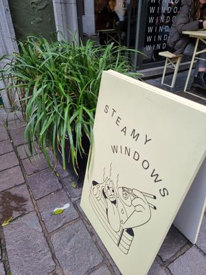 Street sign at Steamy Windows in Ghent