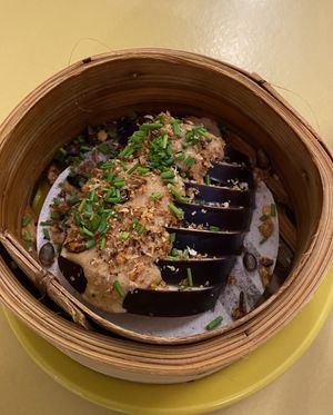   at Steamy Windows in Ghent