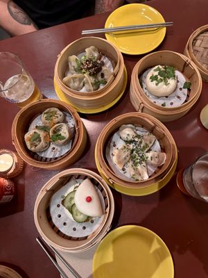   at Steamy Windows in Ghent