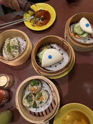   at Steamy Windows in Ghent