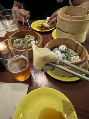   at Steamy Windows in Ghent