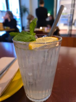 Homemade lemonade at Steamy Windows in Ghent