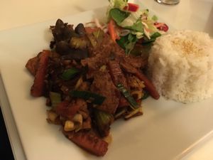 veggies with tofu and soy at Loving Hut in Hannover