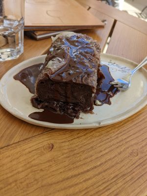 Le dumpling vegan au chocolat at Moji Struklji - My Dumplings of Slovenia in Ljubljana