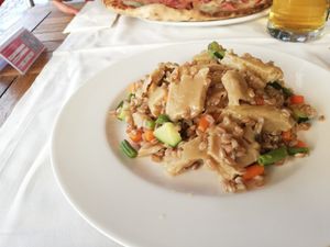 Vegan strips with spelt salad at Mary in Lugano