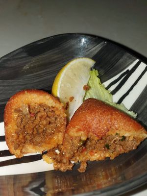 İçli Köfte at Limonita Express in Istanbul