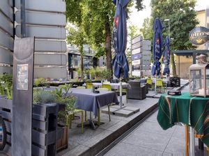 Outdoor seating at Dilo's in Lugano