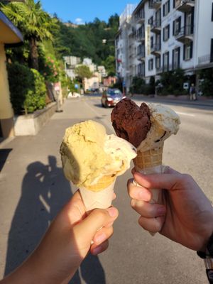Pistazien, Snickers and Dark Chocolate at Al Viale in Lugano