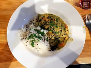 Vegetarian curry at TrafoBaseCamp in Kroczyce