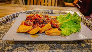 Tofu with tomato at Huong Sen in Da Nang