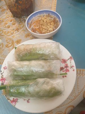 Việt spring rolls 7.5/10 at Co Ba in Long Xuyen