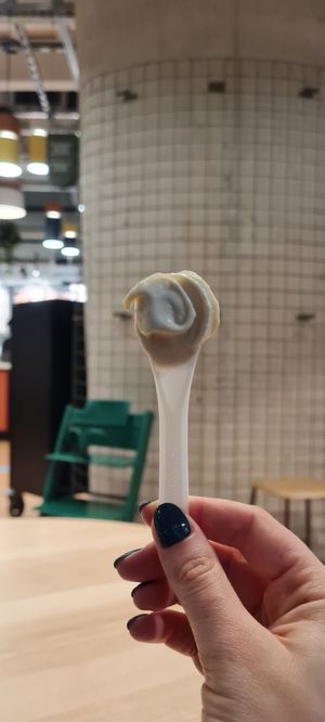 Ice cream at Vedang - green burger | Bikini in Berlin