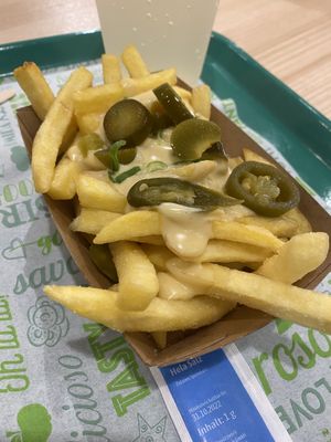 Chilli cheese fries  at Vedang - green burger | Bikini in Berlin