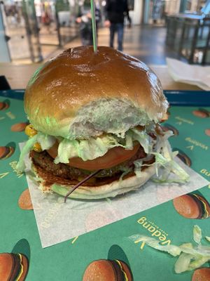 BBQ Burger  at Vedang - green burger | Bikini in Berlin