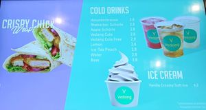 menu 2 #Veganuary at Vedang - green burger | Bikini in Berlin