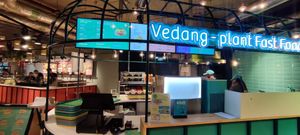 Front at Vedang - green burger | Bikini in Berlin