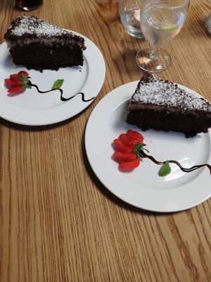 Bounty Torte at Abdus Soul Kitchen and Cafe in Altotting