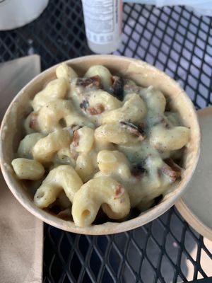 Bacon Mac and cheese  at Pure Soul PB Eats in Sacramento