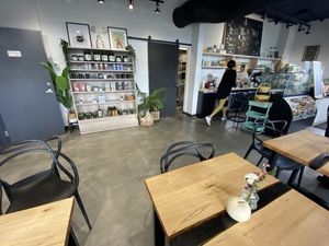   at Naturally Vero in Chelsea