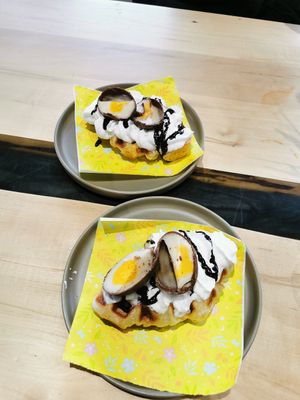 Crème egg croffle at Naturally Vero in Chelsea