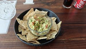 Guacamole and Chips at Sol de Maple in Cozumel