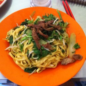 Fried noodles at Vegetarian Food in Phnom Penh
