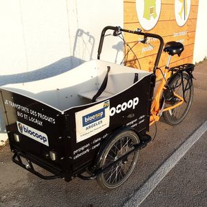 Vélo. at Biocoop in Argeles-sur-mer