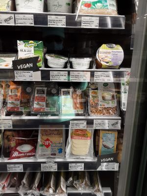 Frais. at Biocoop in Argeles-sur-mer