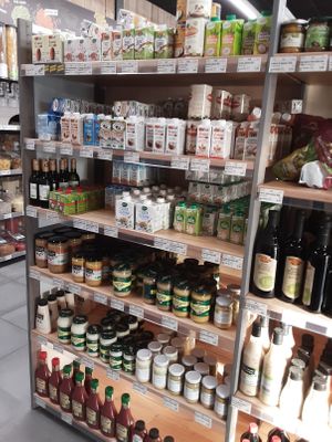 Divers. at Biocoop in Argeles-sur-mer