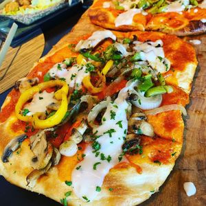 Vegan pizza Xmas 2020 at The Creek Bistro Chic in Tunis