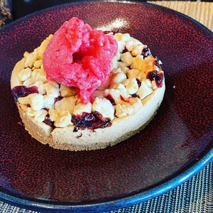 Fruit crumble tart Xmas 2020 at The Creek Bistro Chic in Tunis