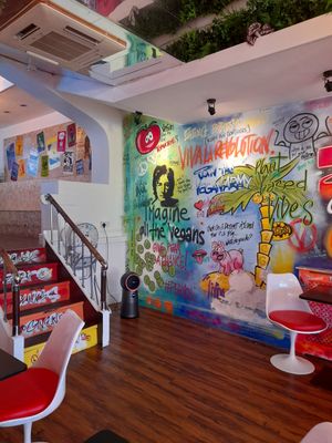 Awesome mural! #Veganuary at Zero Clucks Given in Birkenhead