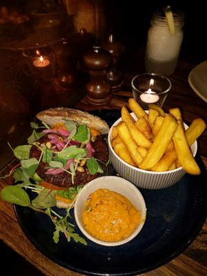 Burger with chips and dip at Under Uret in Svendborg