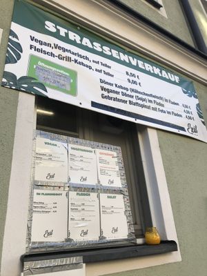 Straßenverkaufgerichte at Exil in Regensburg