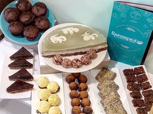 Сурови,безглутенови,постни десерти  at Organdga in Varna