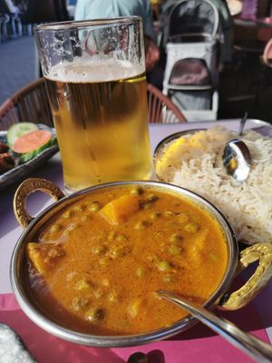 Curry peas at The Vegan Indian in Amsterdam