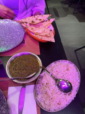 Saag aloo, naan, rice   at The Vegan Indian in Amsterdam