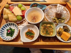 another sample plate at WūXiāng Sòng 無相颂 in Dali