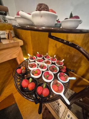  at WūXiāng Sòng 無相颂 in Dali