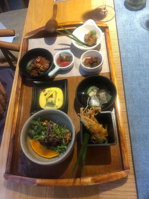 Varied and delicious at WūXiāng Sòng 無相颂 in Dali