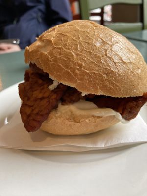 ‘Bacon roll’ 💚 at Thrive in Cambridge