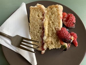 cake at Thrive in Cambridge