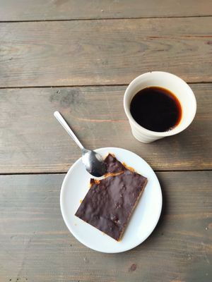 Crispy peanut and chocolate cake at Café Maffen in Faaroesund