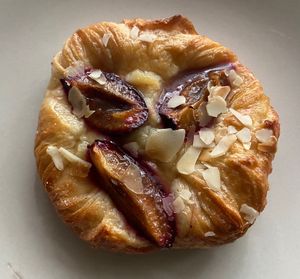 Plum plunder   at LPG Biomarkt - Hauptstr in Berlin